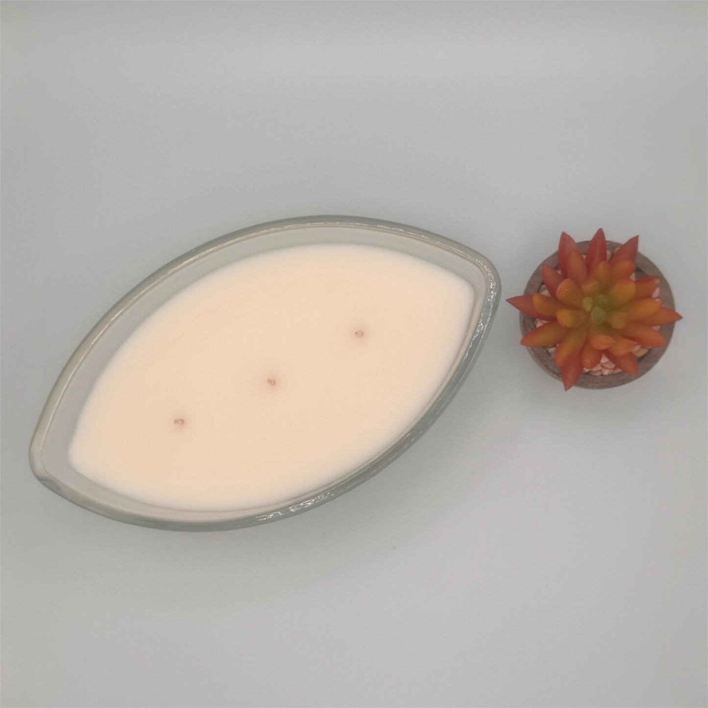 Luxe Edition 3-Wick Oval Candle – 20oz (Made to Order)