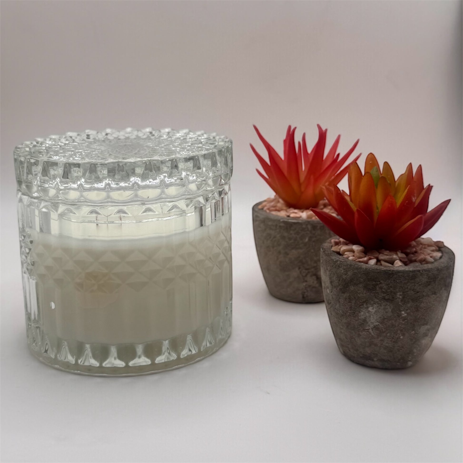 Aura By LK Luxe Radiance jar